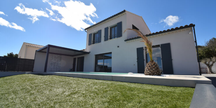 Villa contemporaine avec vue exceptionnelle sur le Mont Ventoux
