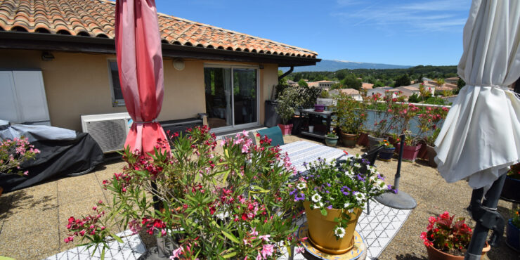 Superbe T4 avec deux garages et panorama exceptionnel