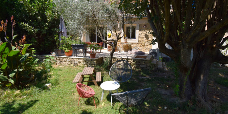 Maison de village rénovée avec jardin Cœur de Sarrians